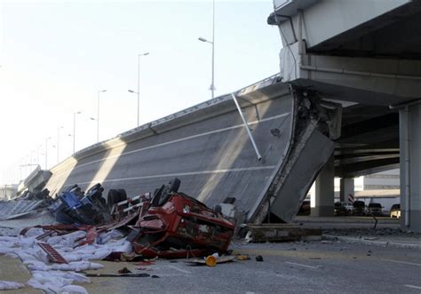 bridge collapse in china